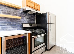 2047 N Hoyne Ave, Chicago, IL 60647