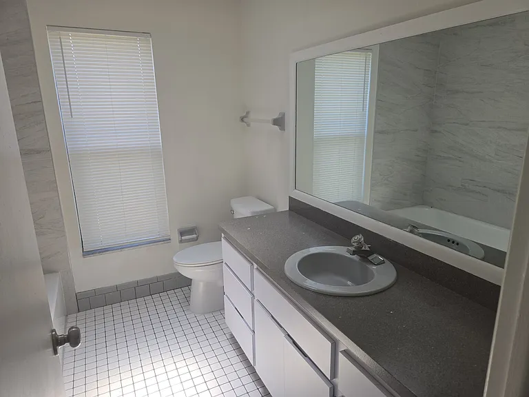 9808 Glen Moor Ln — Photo 9