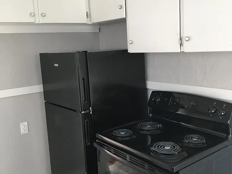 1335 SW Jennings Ave — Photo 6