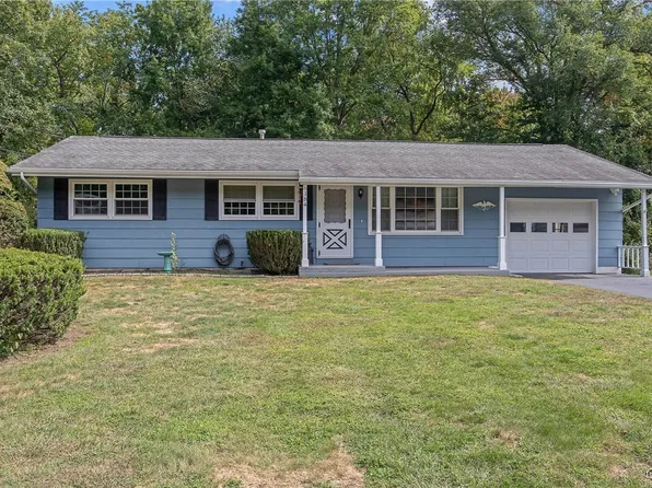 8184 David Ln, Baldwinsville, NY 13027