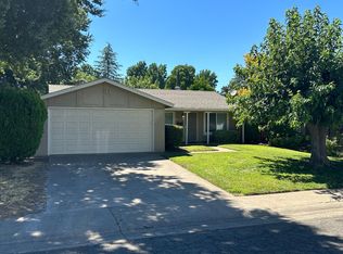 8846 Woodman Way, Sacramento, CA 95826