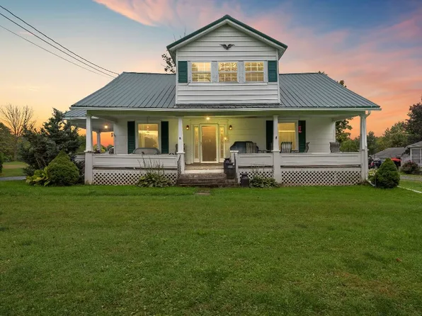 1952 Seneca St, Romulus, NY 14541