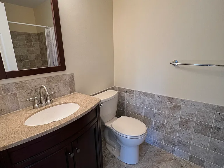 781 Reading Ct — Photo 8