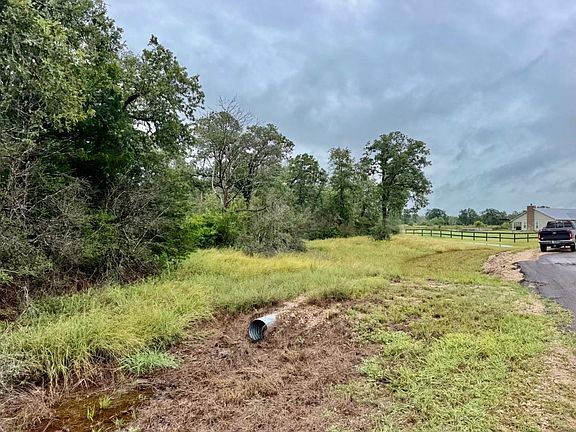 2nd image of 195 Sadie Ln