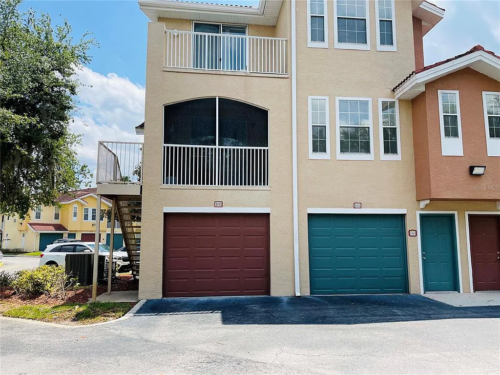 1 bed, 1.0 bath, 790 sqft, $1,700 — Photo 2