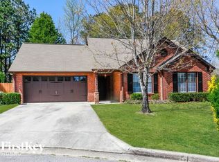 1074 Megan Ct, Sugar Hill, GA 30518