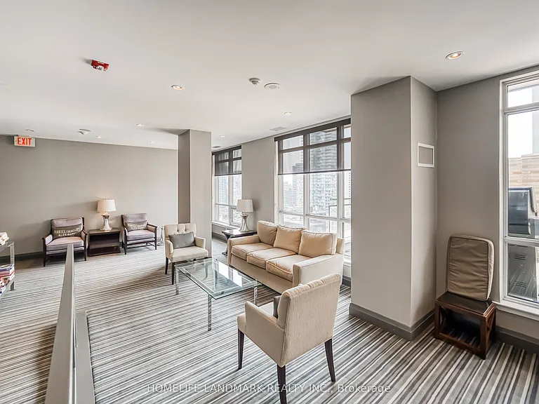 35 Hayden St #2701 — Photo 33