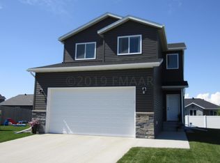 6209 Maple Valley Dr S #S, Fargo, ND 58104