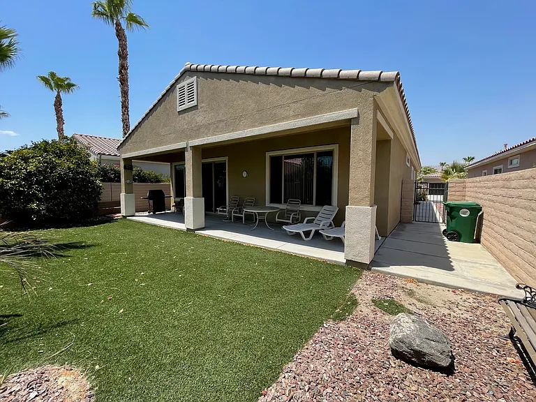 81677 Avenida Parito — Photo 22