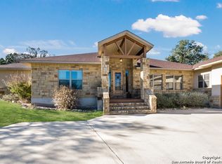 1763 Lakepark Dr, Lakehills, TX 78063