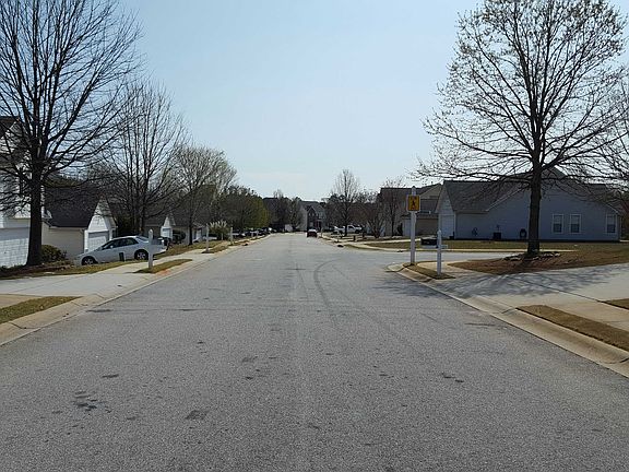4th image of 1745 Neighborhood Walk