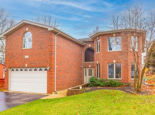 4822 Pershing Ave, Downers Grove, IL 60515