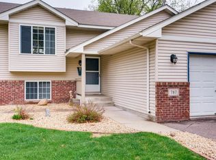 787 Bellwood Ave E, Maplewood, MN 55117