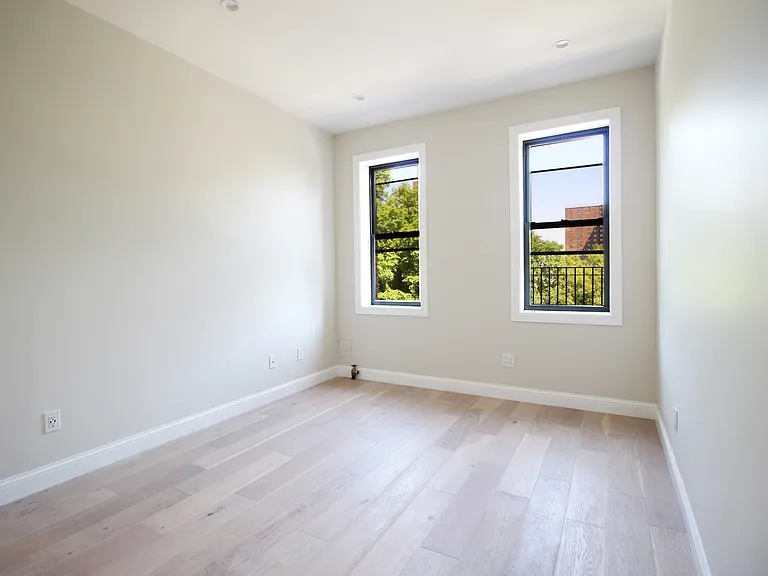 940 Street Nicholass Ave #1J — Photo 7