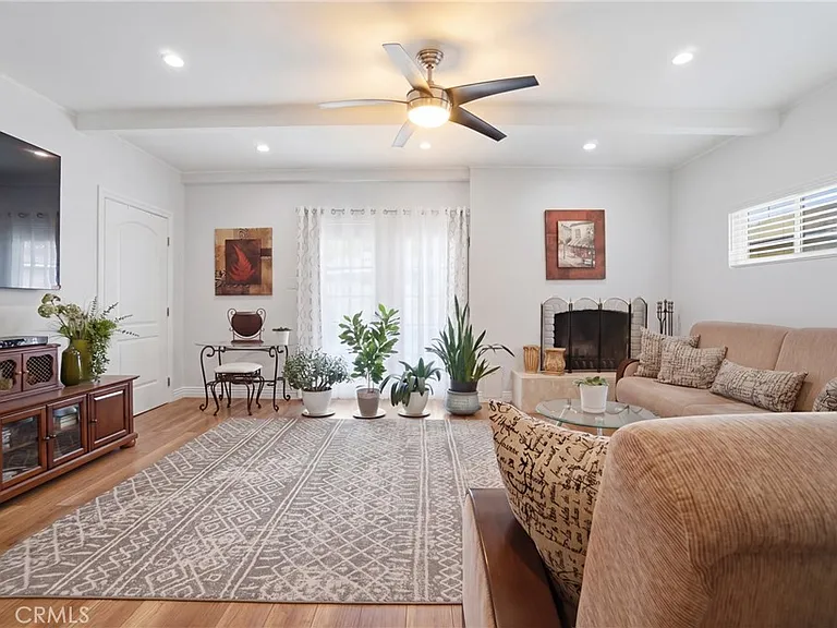6139 Jamieson Ave — Photo 23