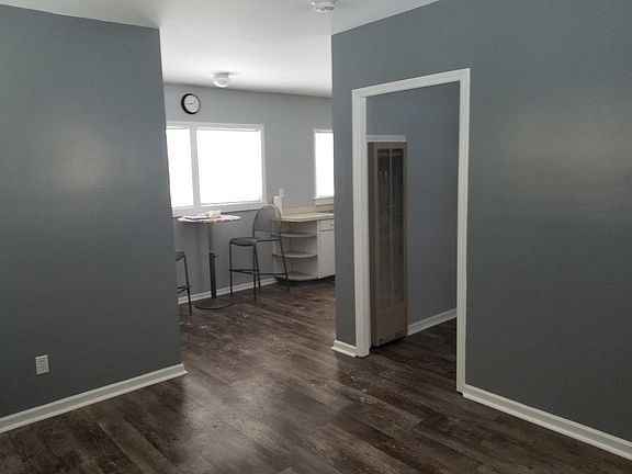 4th image of 1035 Lake Michigan Dr NW #2