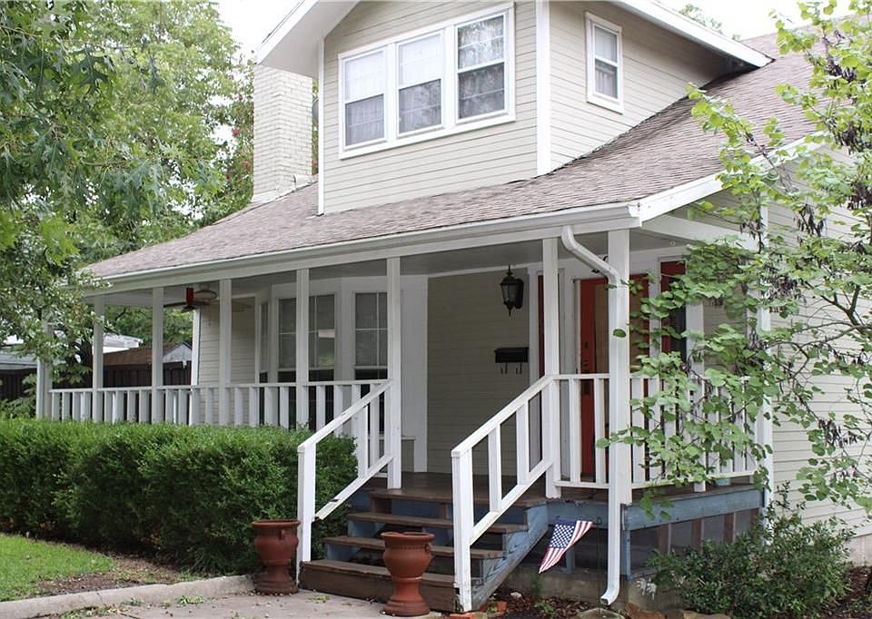 1st image of 302 Orange Ave