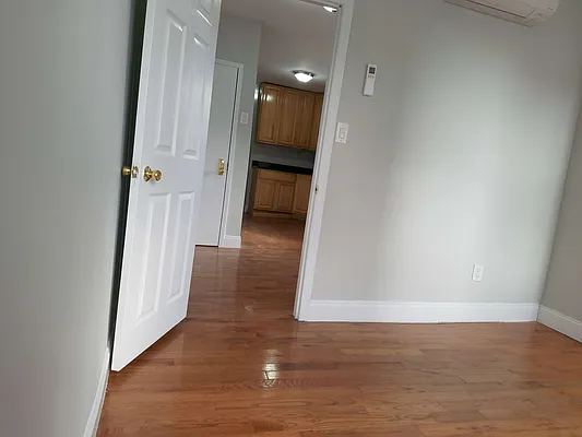 Rented by The Hamilton Group | media 18