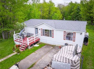122 Bowie Rd, Utica, NY 13502