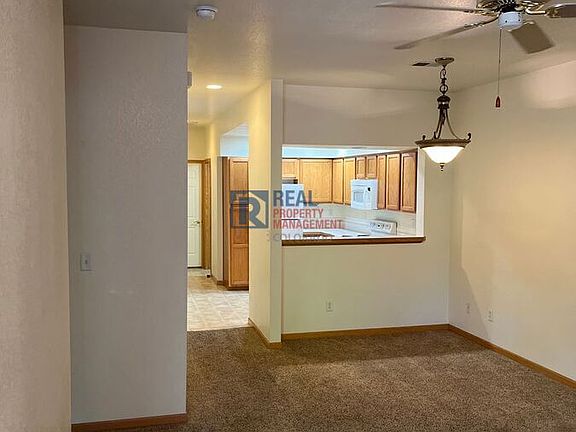 5th image of 950 52nd Avenue Ct APT H2