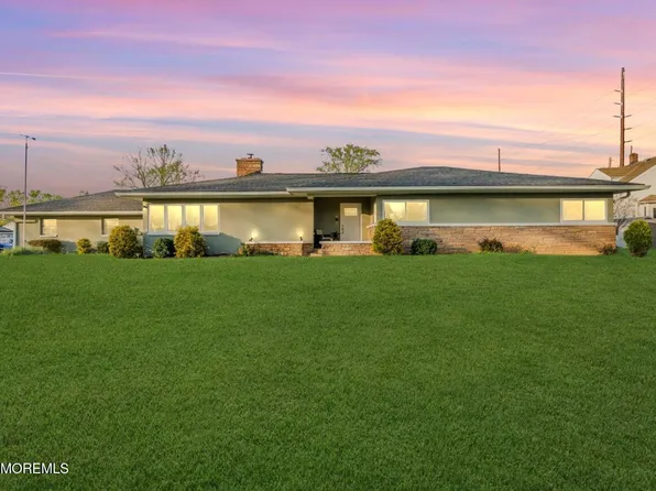 210 Springlawn Avenue, Matawan, NJ 07747