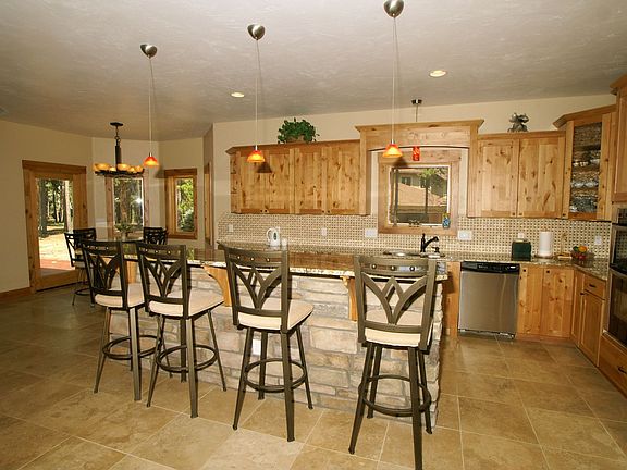 Gourmet Kitchen