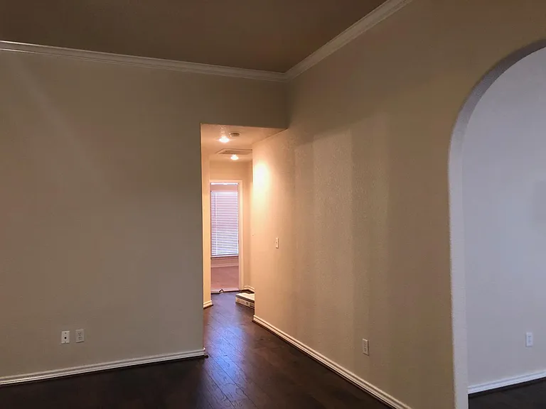 4413 Lauren Mackenzie — Photo 29