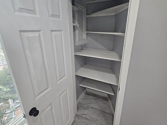 2nd image of 168 N 15th St #2R