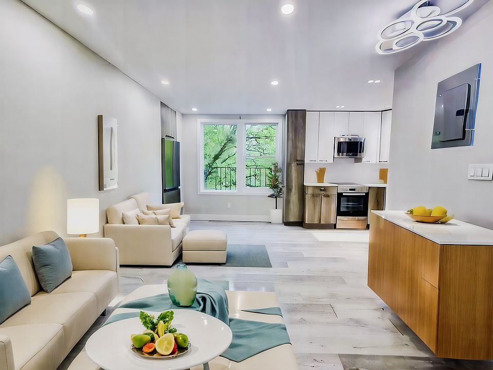 1st image of 758 Troy Ave Floor 1
