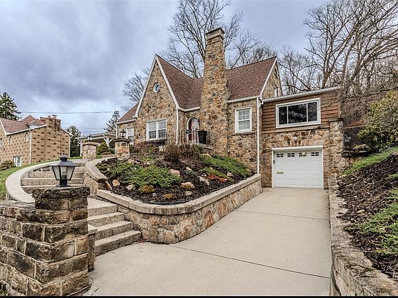 3rd image of 1025 Isabella Rd