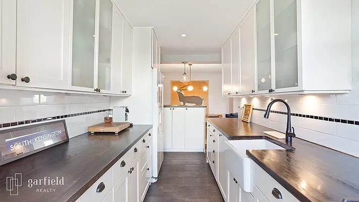 Sold by Garfield Realty  | media 10