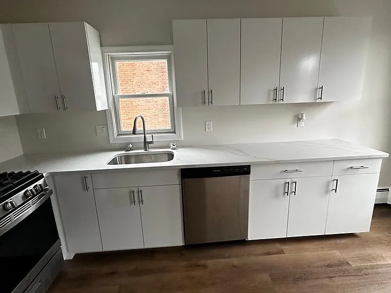 10 Clark St #2 — Photo 2