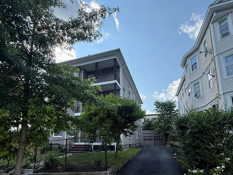 32 Woodbine St #1 — Photo 30