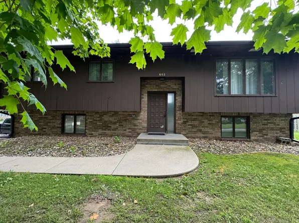 602 5th Ave W, Andalusia, IL 61232