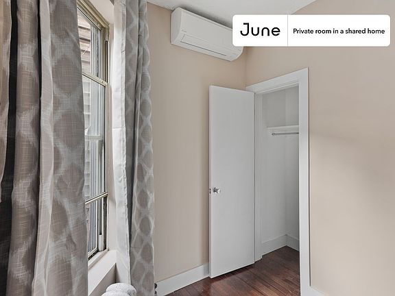 3rd image of 2141 Cortelyou Rd #C