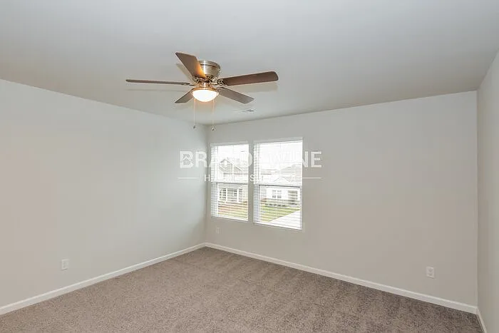 321 Dearborn Station Dr — Photo 9