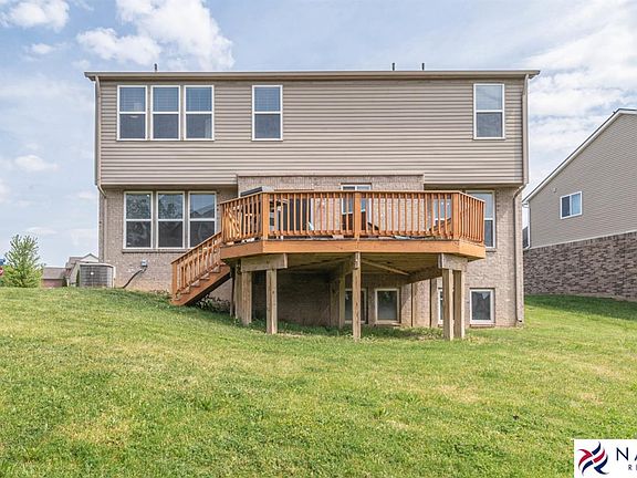 5th image of 7964 Hallie Ct