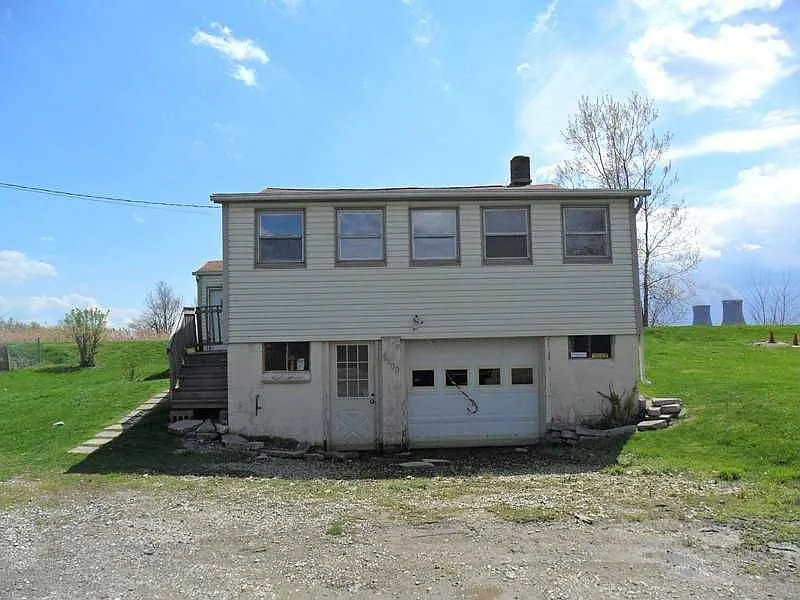 7200 Park Ave photo 1