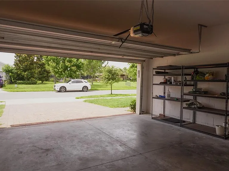4909 Olivia Ct — Photo 27