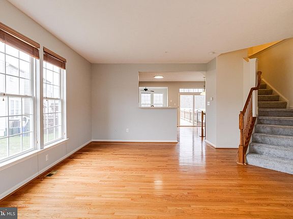 4th image of 4913 Paper Bark Rd