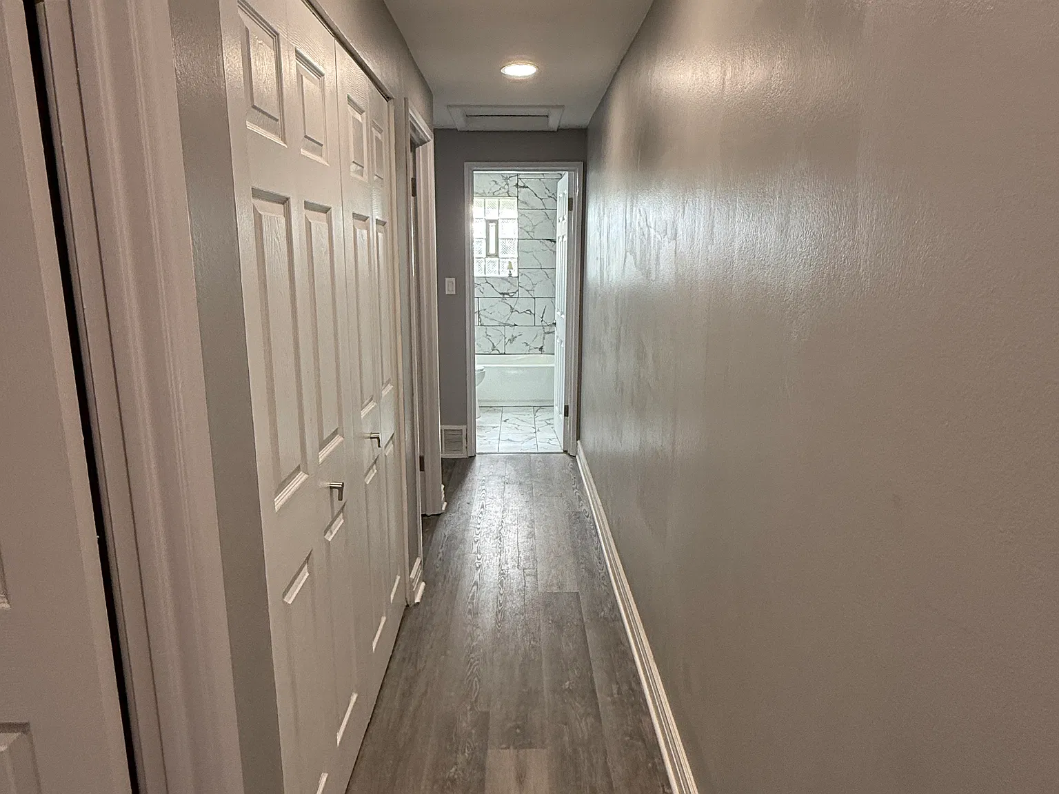 3 bed, 1.5 bath, 1100 sqft, $2,500 — Photo 3