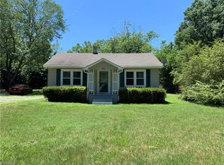 2933 Isaacs Pl, Greensboro, NC 27408