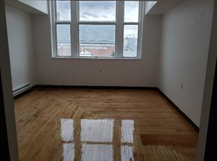 275 Main St APT 207, Webster, MA 01570