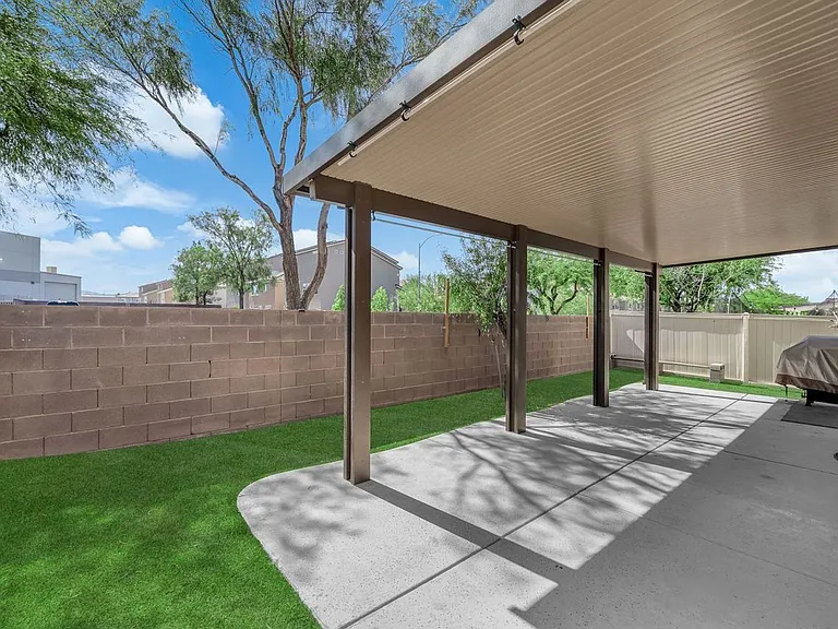 7861 Juniper Forest St — Photo 19
