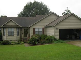 121 Creekwood Rd, Halls, TN 38040