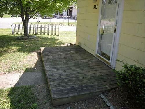 4th image of 337 Wyandotte St