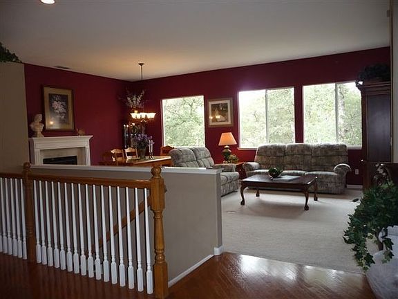 2nd image of 1012 Manning Dr