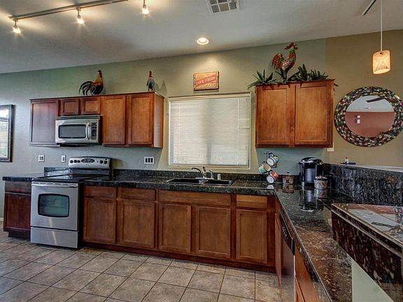 5th image of 2237 W Carolina Dr