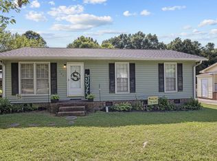 105 Daniel St, Oxford, NC 27565