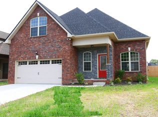 2812 Lightning Bug Dr, Murfreesboro, TN 37129